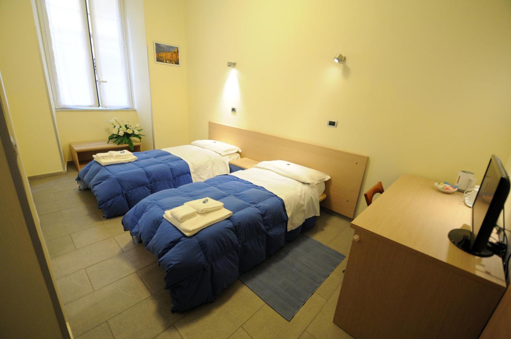 Affittacamere Del Golfo E Delle 5 Terre La Spezia Room photo